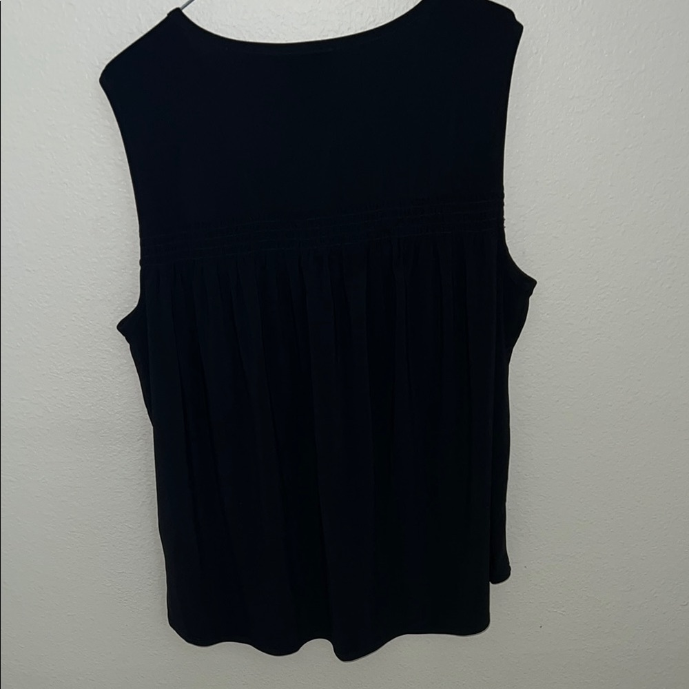 Jones New York Women's Black Sleeveless Top XL - Picture 3 of 3